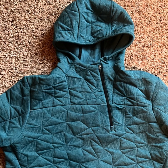 The North face sweatshirt - Picture 2 of 6